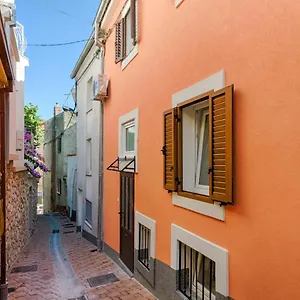 Tatil Evi Dilara